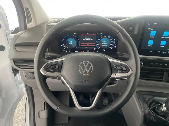 Volkswagen Transporter view 14