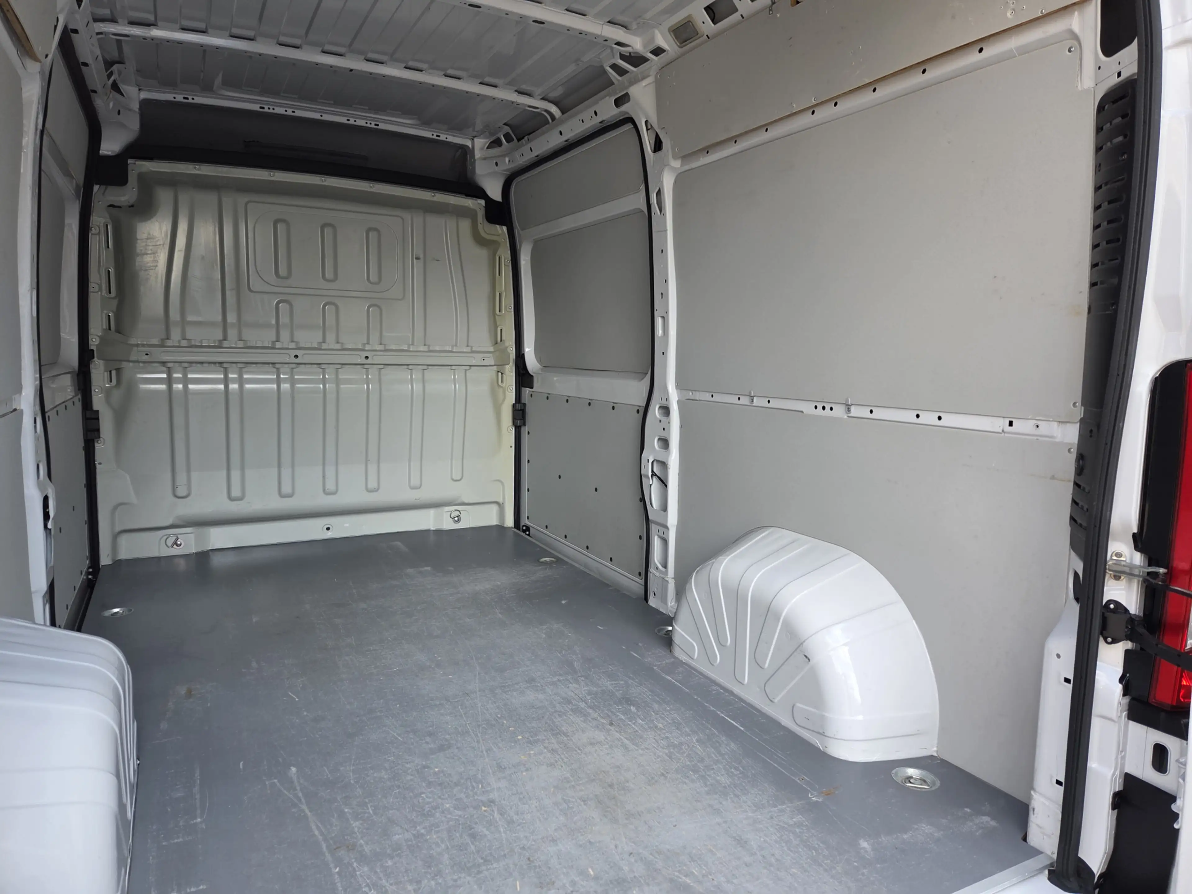 Citroen Jumper / Opel Movano 103Kw/140Pk L2H2 Links & Rechts Schu — photo 12