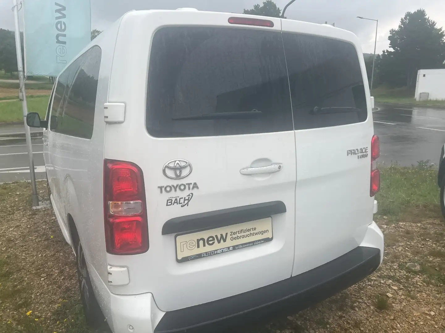 Toyota Proace Verso 2.0 D-4D L2 Shuttle Comfort S/S Blanc - 2