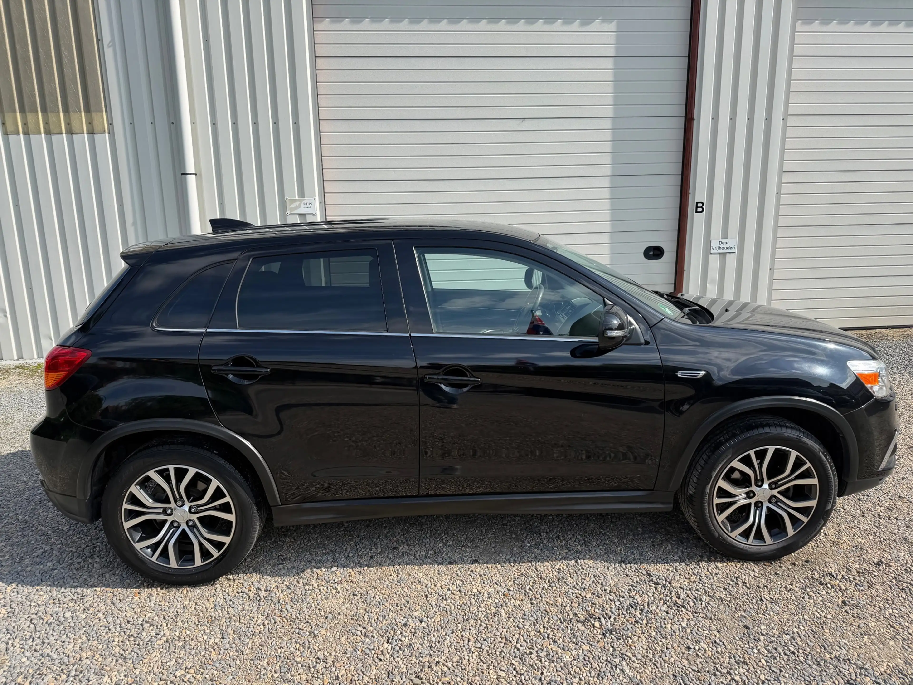 Mitsubishi ASX 1.6 Cleartec Connect Pro+ LEER.XENON.CLIMA.NAP! — photo 3