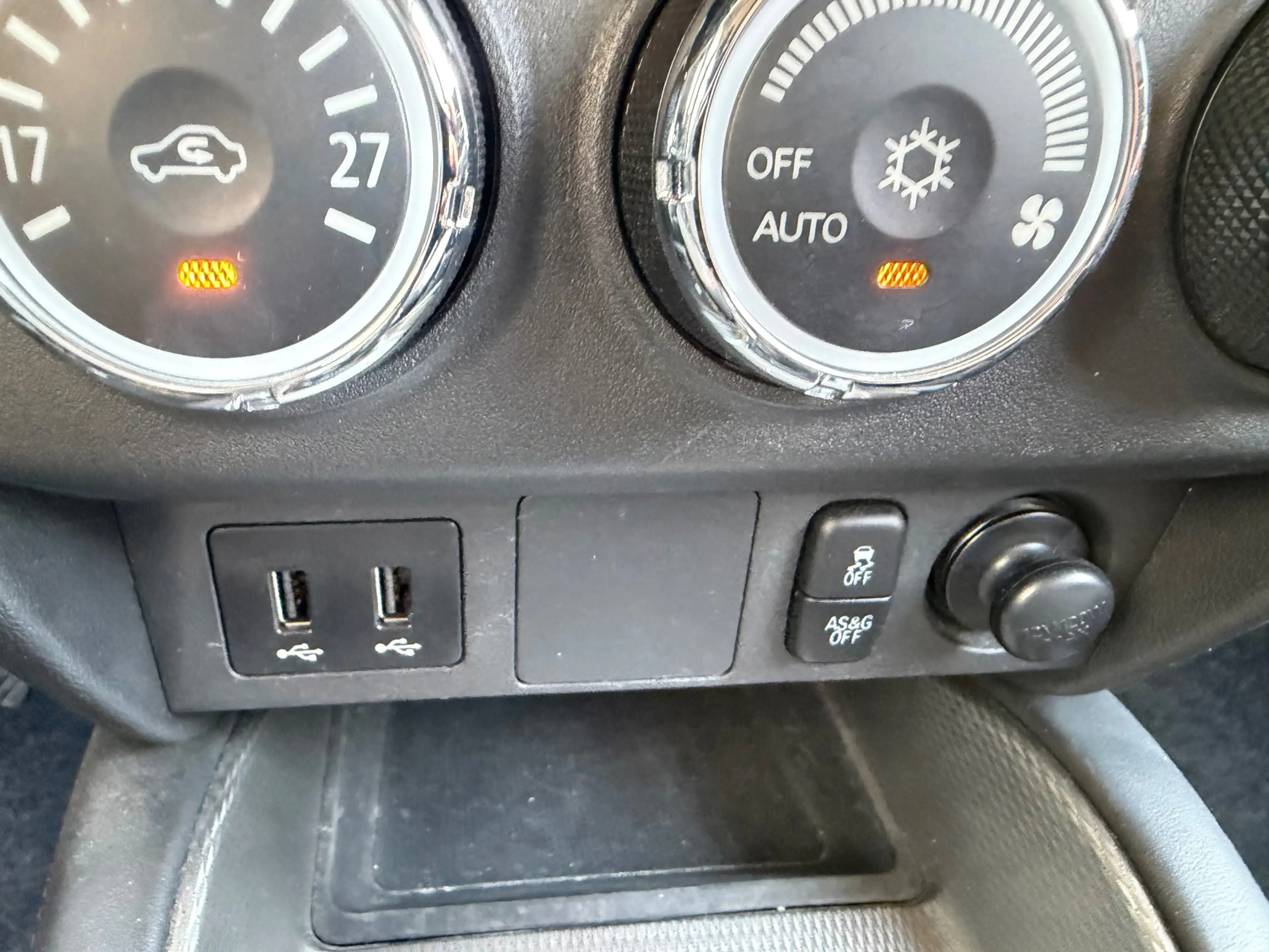 Mitsubishi ASX 1.6 Cleartec Connect Pro+ LEER.XENON.CLIMA.NAP! — photo 25