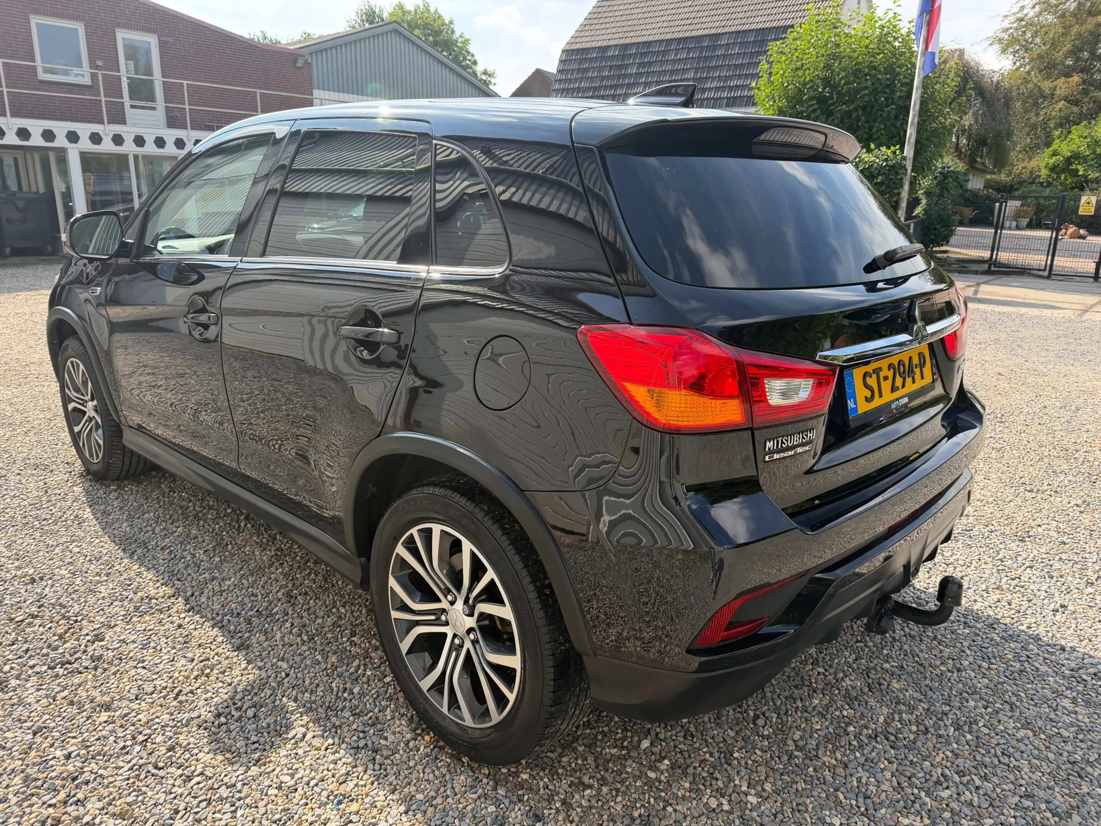 Mitsubishi ASX 1.6 Cleartec Connect Pro+ LEER.XENON.CLIMA.NAP! — photo 12
