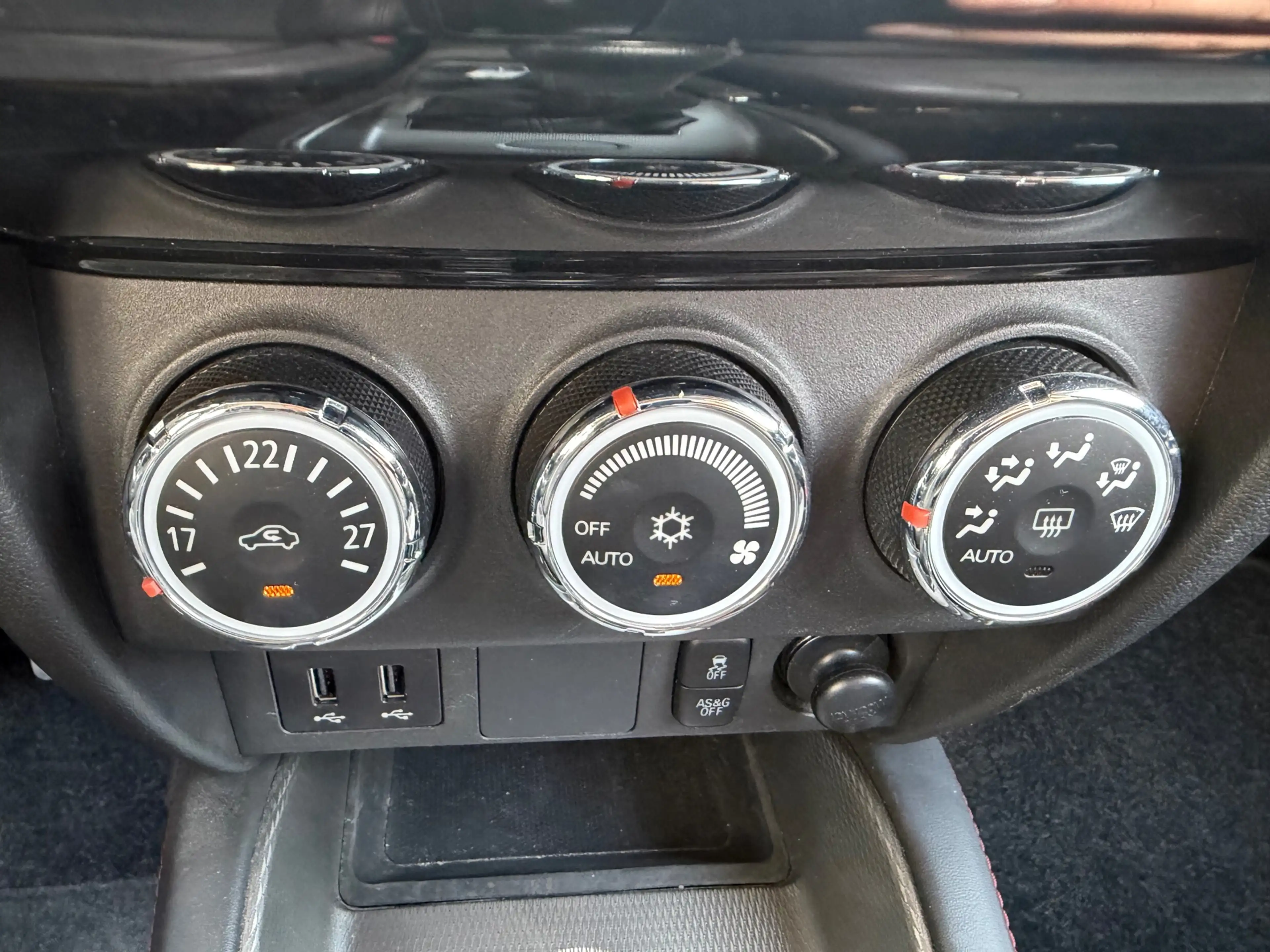 Mitsubishi ASX 1.6 Cleartec Connect Pro+ LEER.XENON.CLIMA.NAP! — photo 24