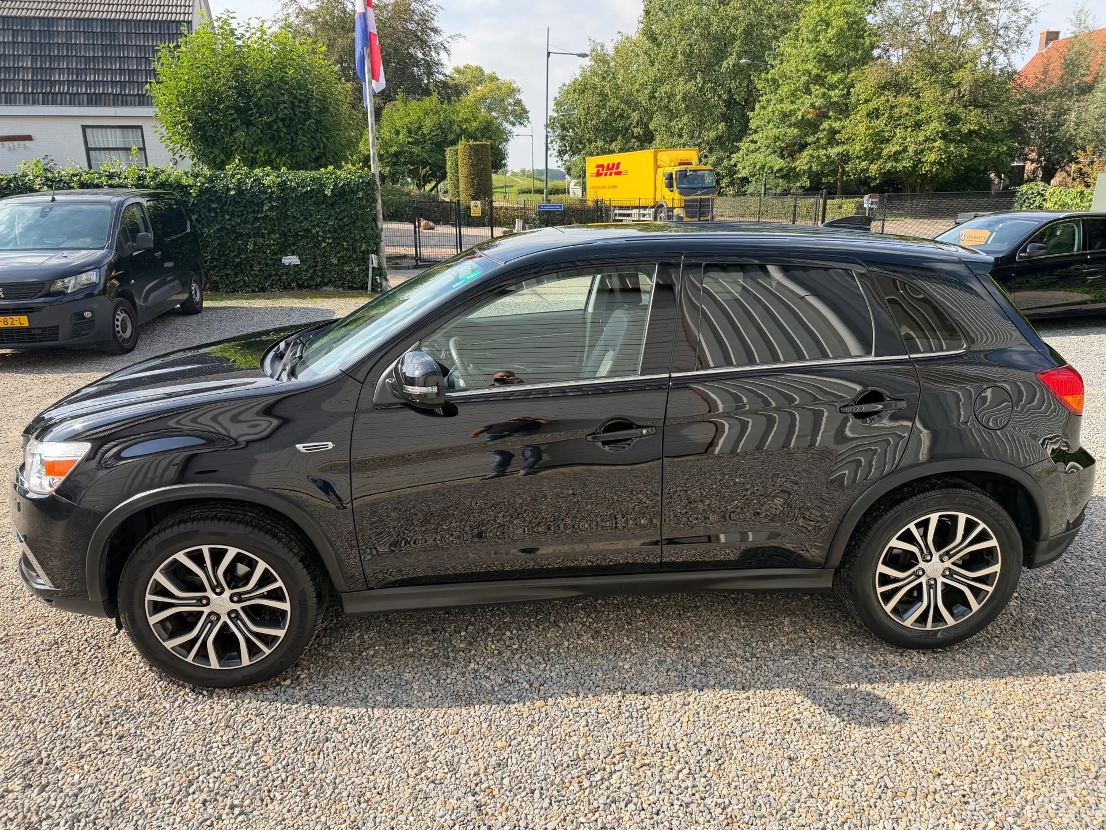 Mitsubishi ASX 1.6 Cleartec Connect Pro+ LEER.XENON.CLIMA.NAP! — photo 19