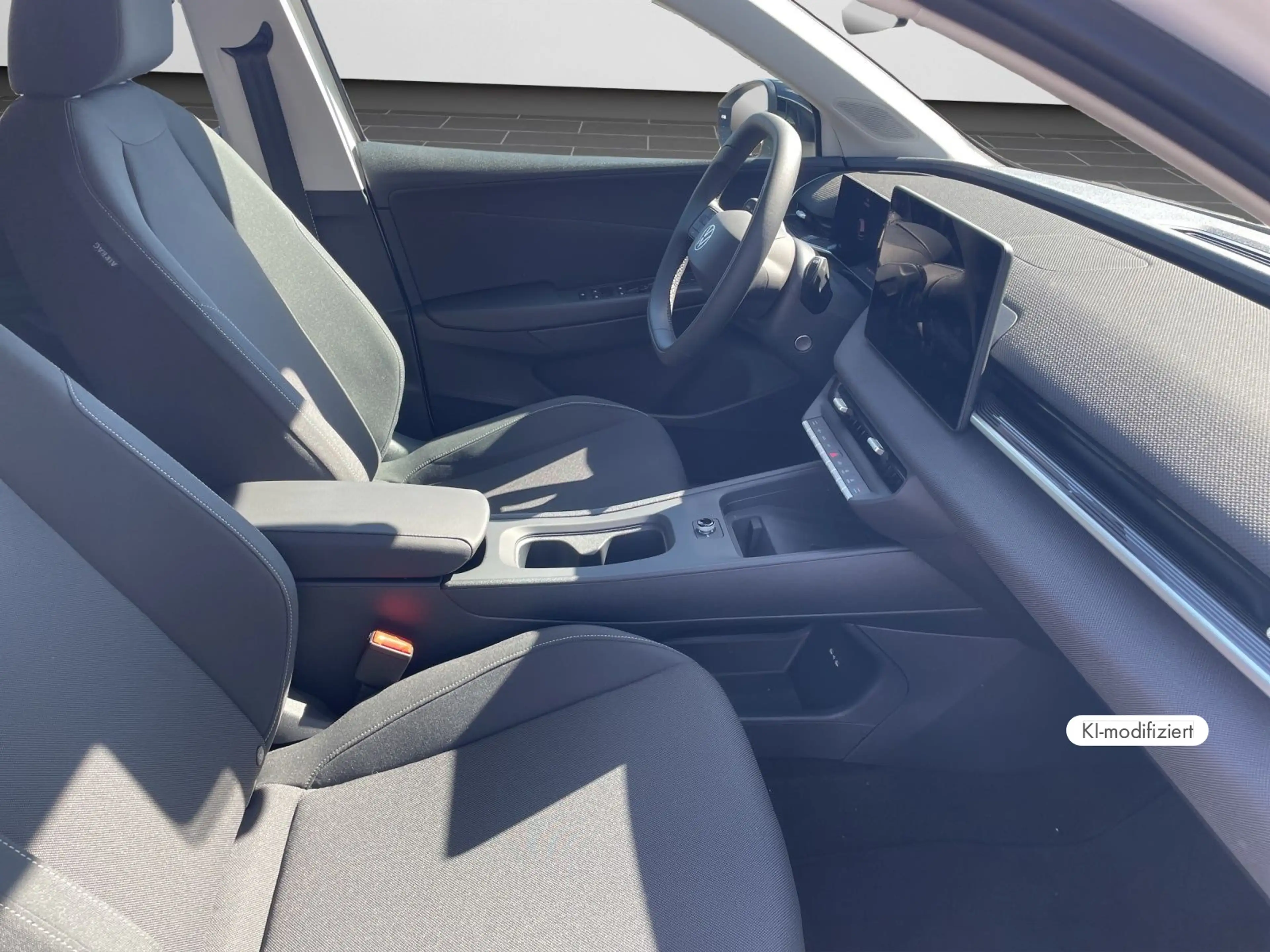 Volkswagen ID. Polo 52kWh 211PS Launch Edition — photo 4