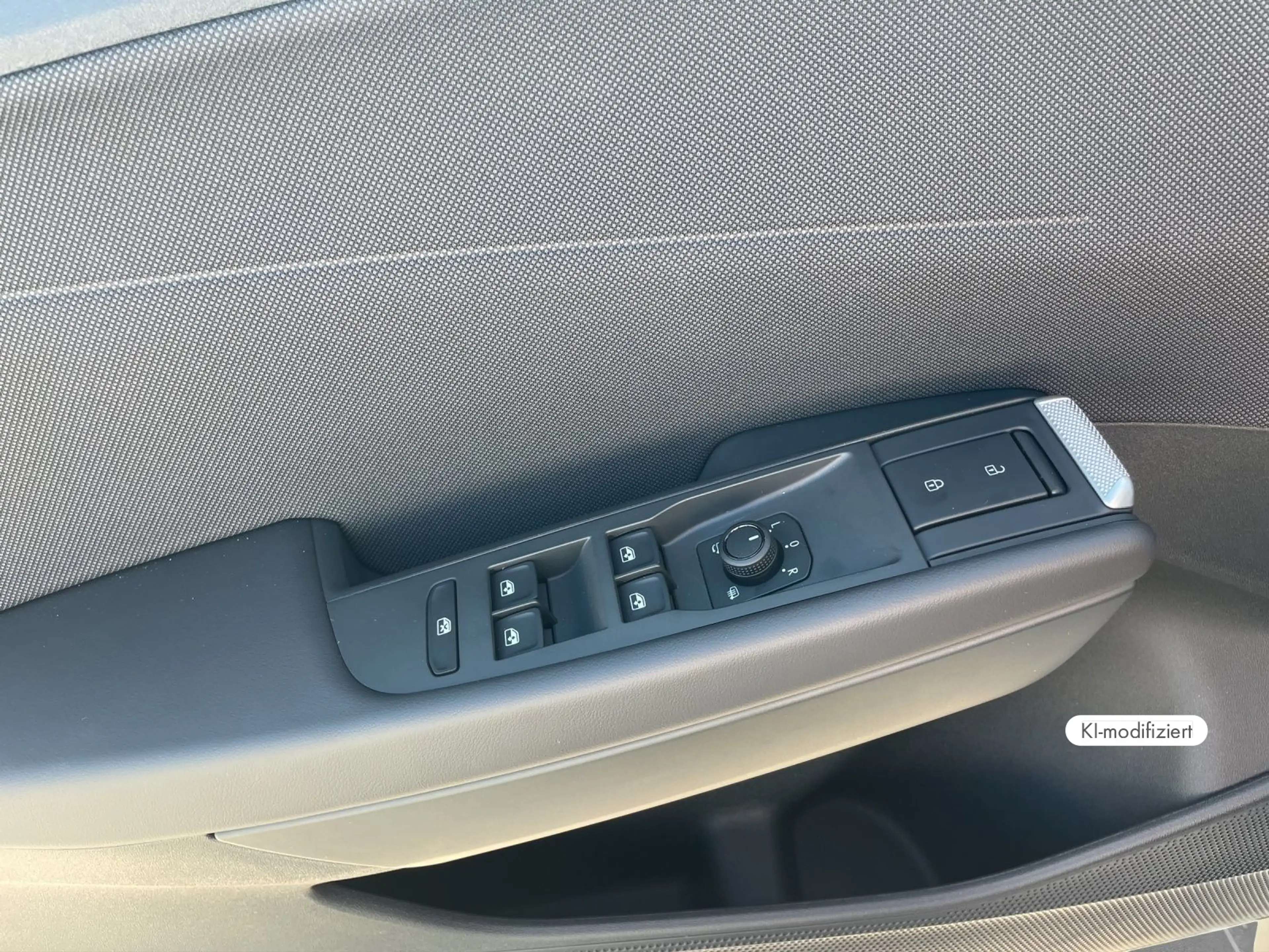 Volkswagen ID. Polo 52kWh 211PS Launch Edition — photo 13