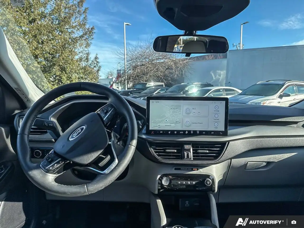 Ford Escape снимка Ford Escape
