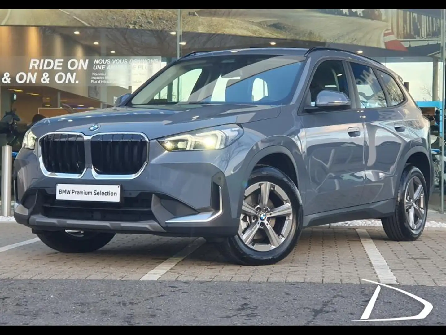 BMW X1 Advantage Gris - 1