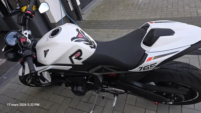 Triumph Street Triple 765 - foto 2