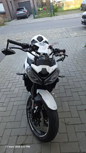 Triumph Street Triple 765 - foto 3