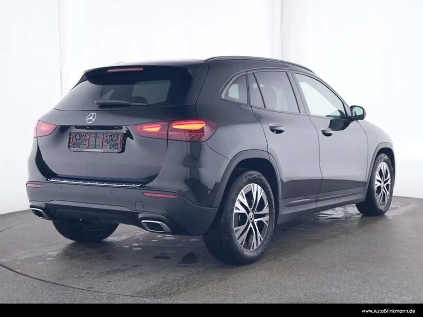 Mercedes-Benz GLA 200 GLA200 AHK/STANDHEIZUNG/NIGHT/360°KAM/LED/WINTER Schwarz - 2