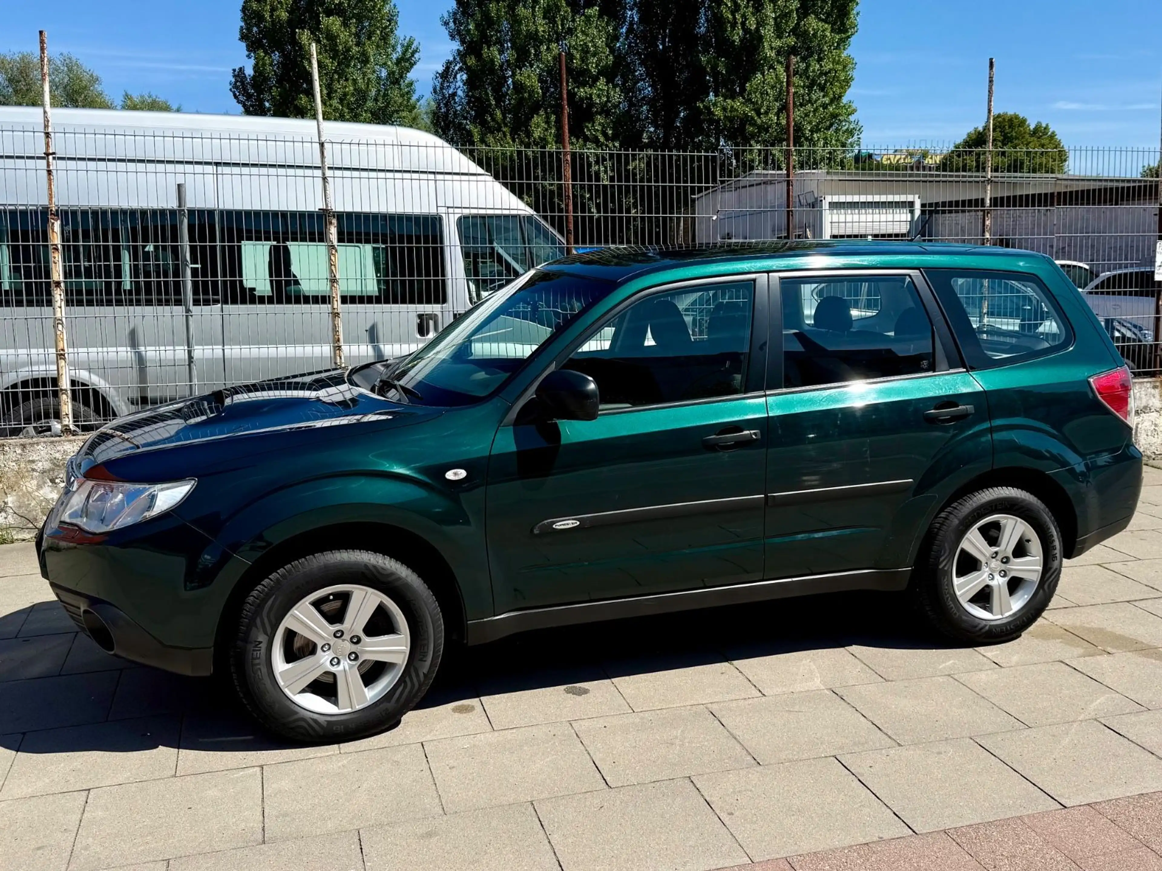 Subaru Forester Active * 4x4 * TÜV NEU — photo 5