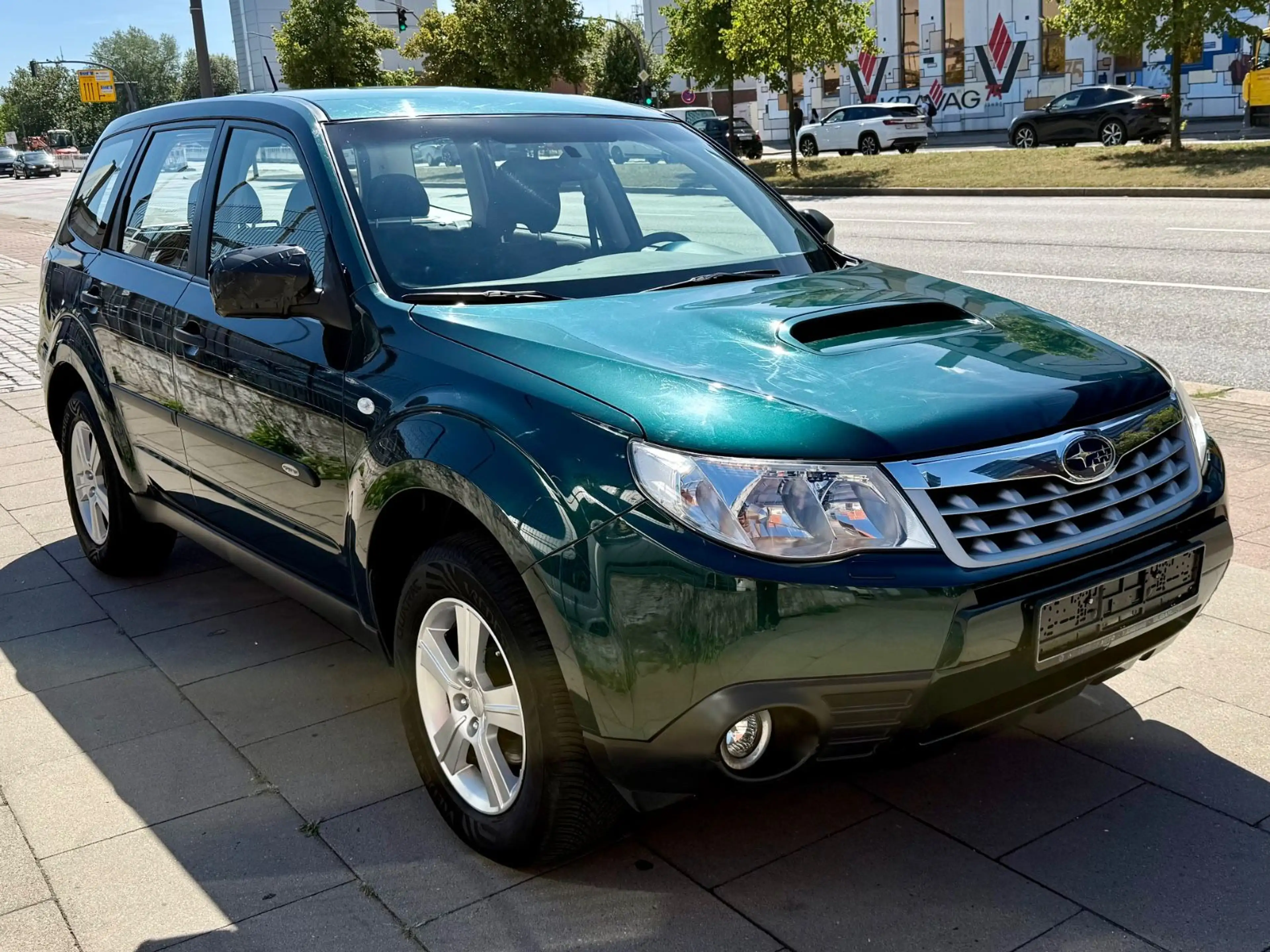 Subaru Forester Active * 4x4 * TÜV NEU — photo 11