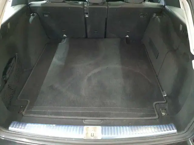 Mercedes-Benz E-Class view 15