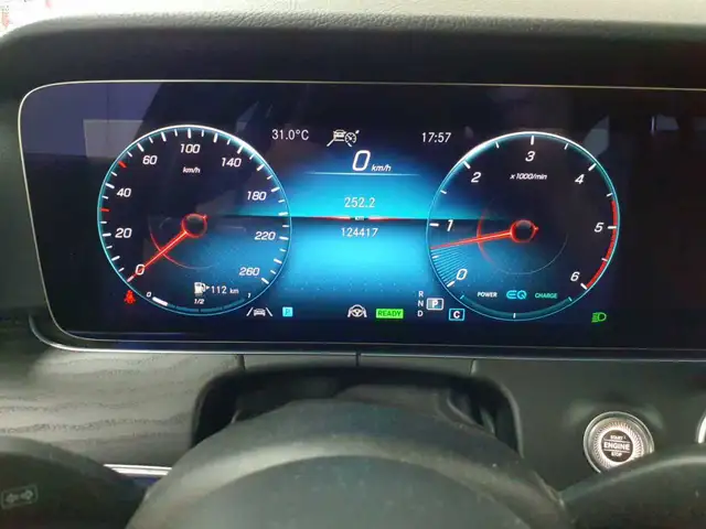 Mercedes-Benz E-Class view 11