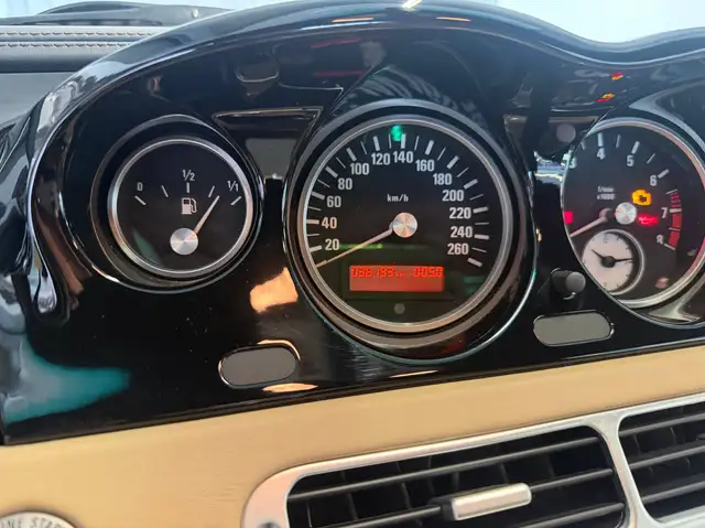 BMW Z8 view 14