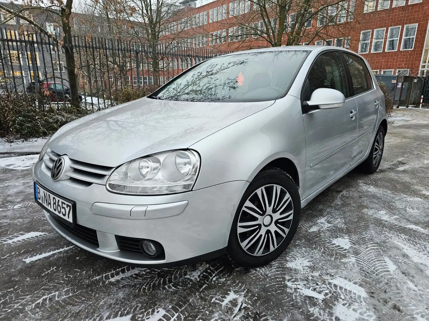 Volkswagen Golf V Lim. Tour Klima Silber - 1