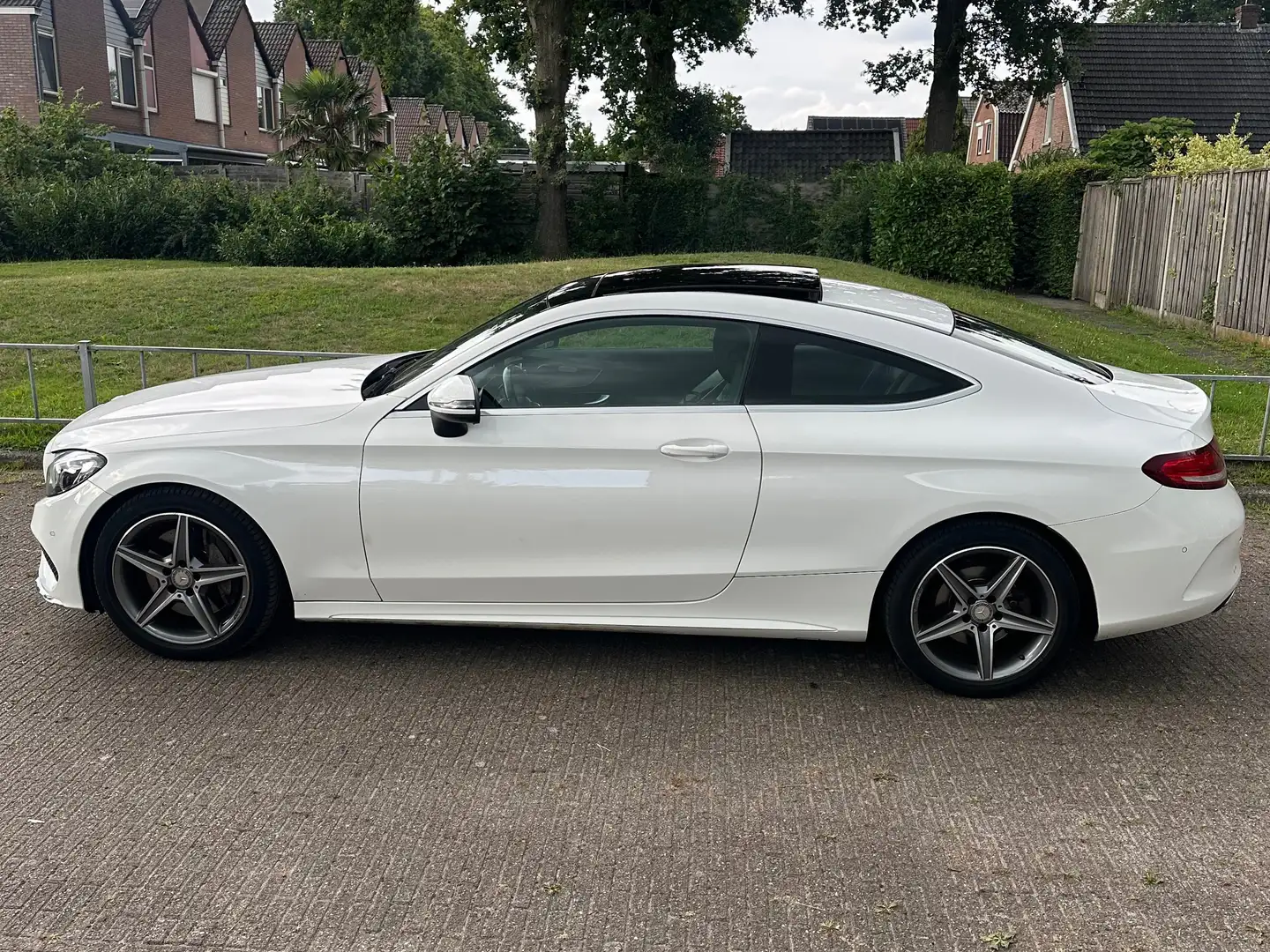 Mercedes-Benz C 250 C 250 Edition 1 Wit - 2