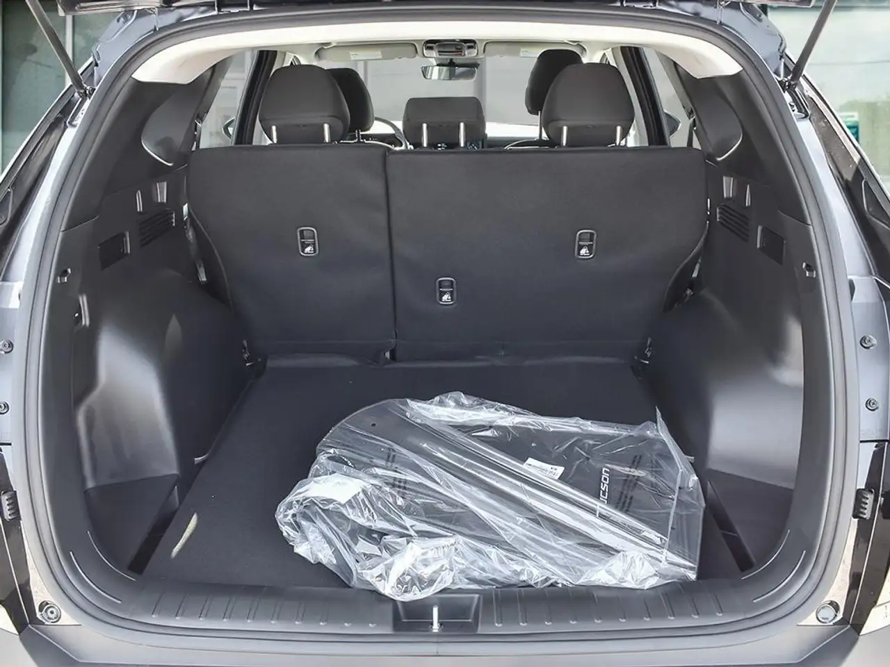 Hyundai TUCSON снимка Hyundai TUCSON