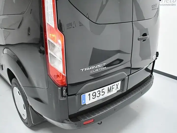 Ford Transit Custom 2023, foto 5