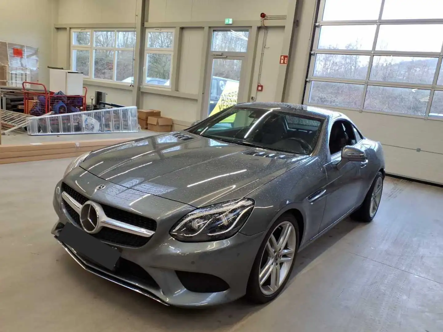 Mercedes-Benz SLC 300 LED KAM NAV AIRSCARF SPORT-PAKET SHZ Grau - 2