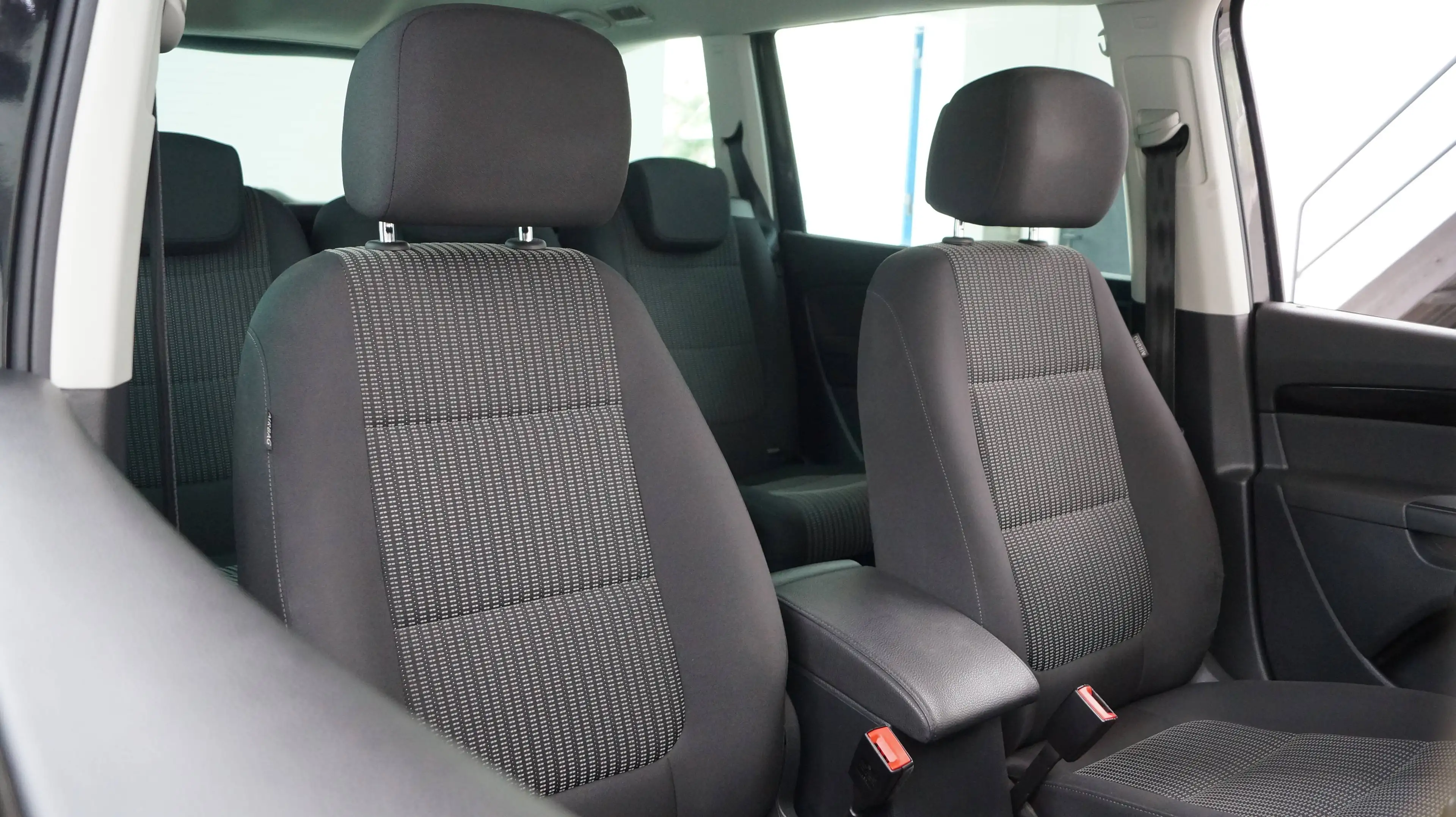 SEAT Alhambra 2.0 Style 7-Sitz AHK Navi PDC Kamera — photo 7