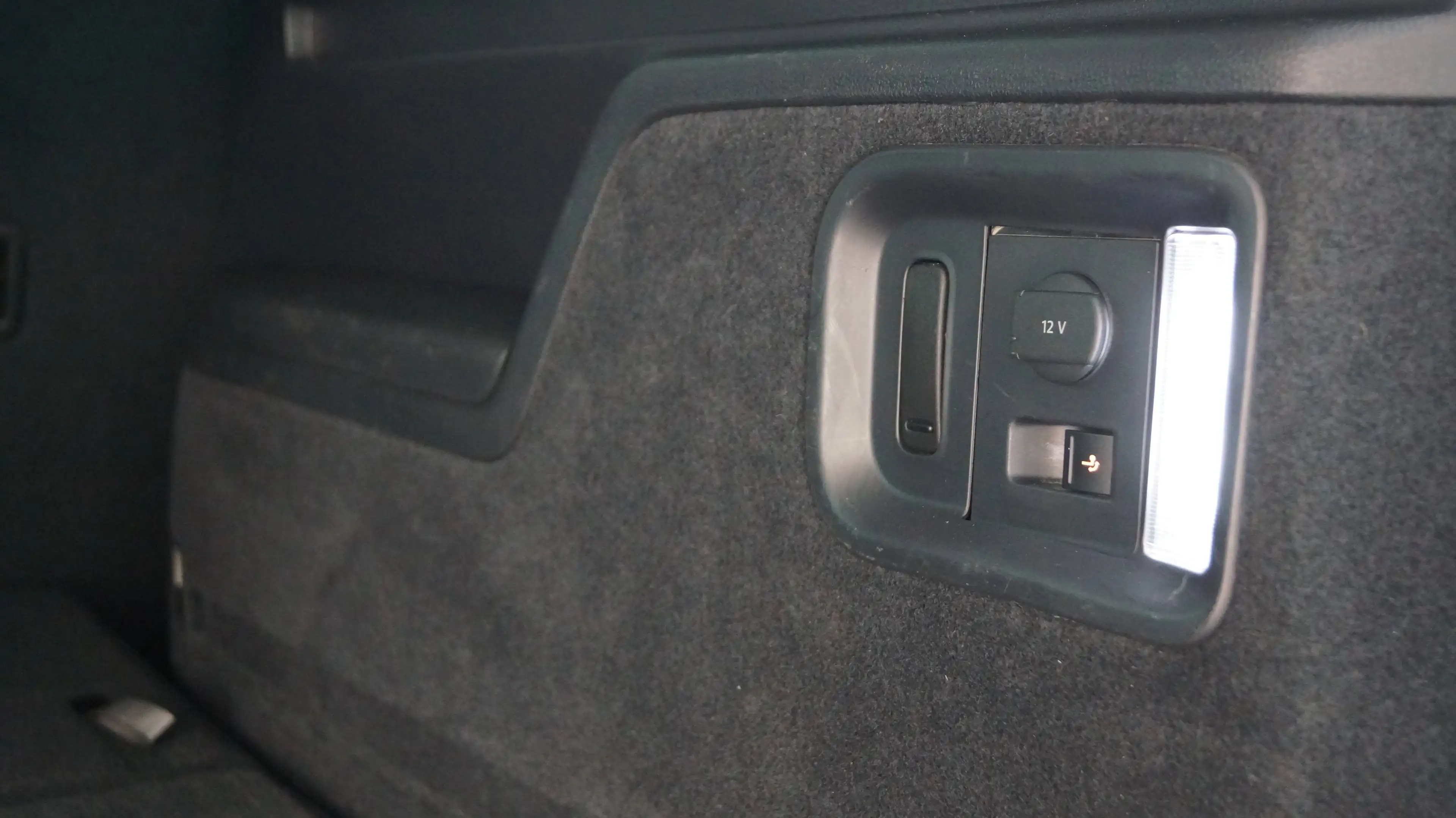 SEAT Alhambra 2.0 Style 7-Sitz AHK Navi PDC Kamera — photo 15