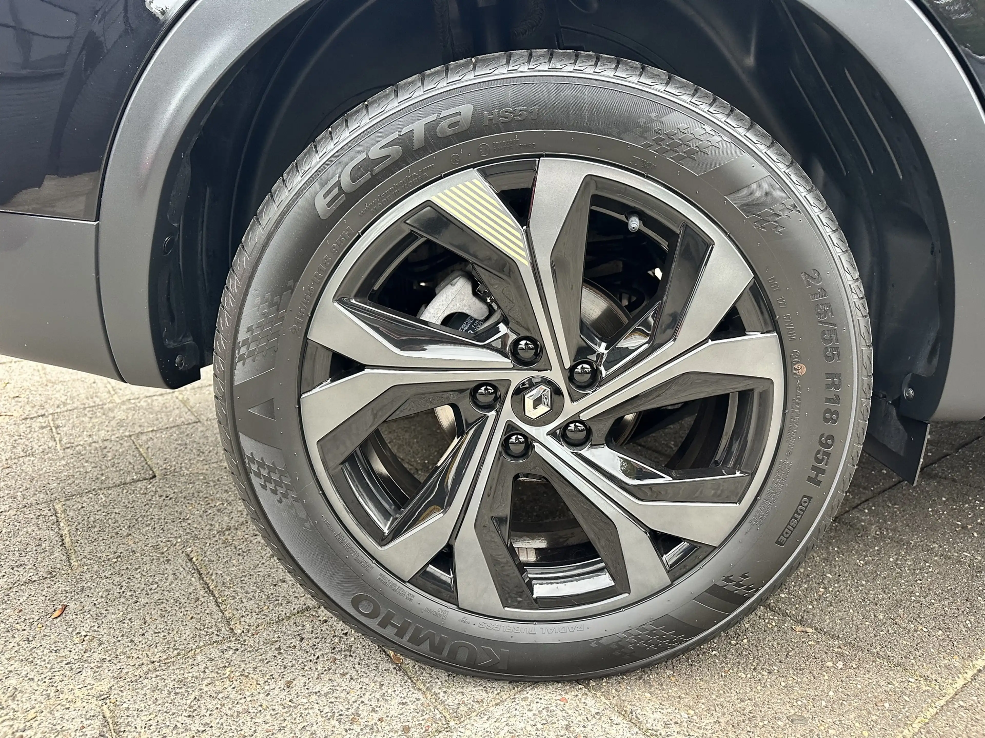 Renault Arkana 1.6 E-Tech hybrid 145 E-Tech engineered — photo 12