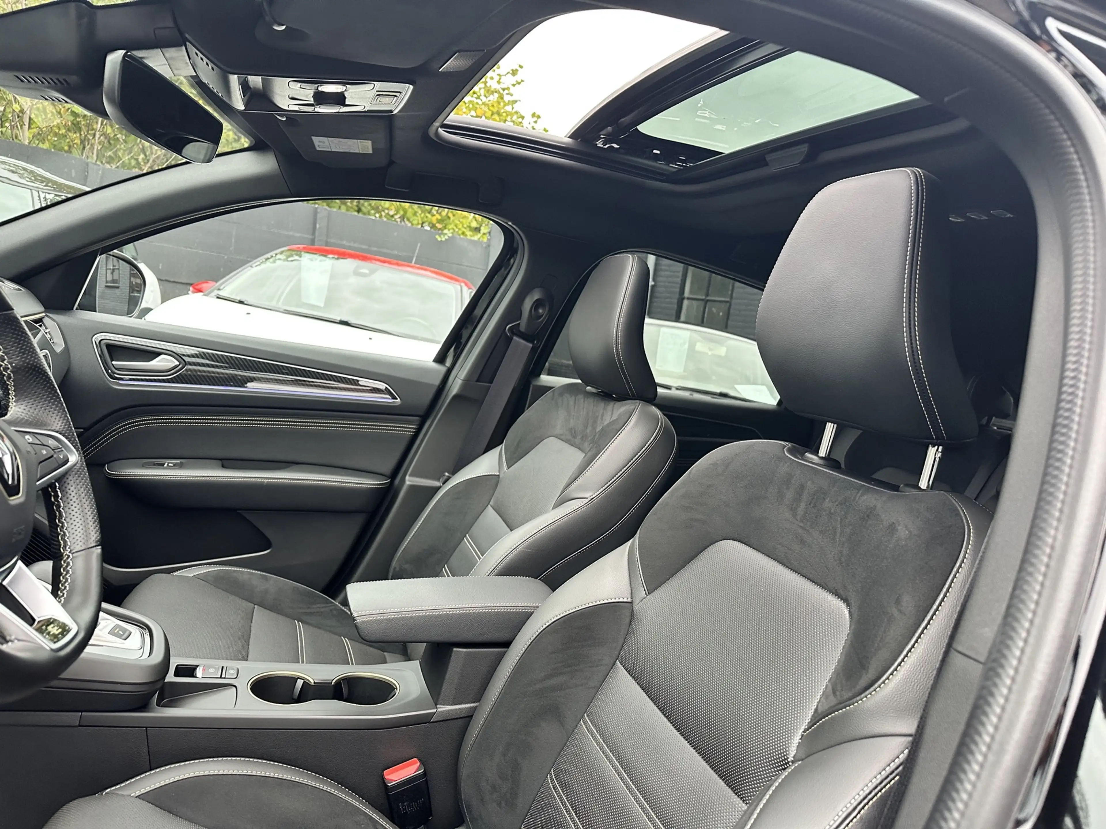 Renault Arkana 1.6 E-Tech hybrid 145 E-Tech engineered — photo 19