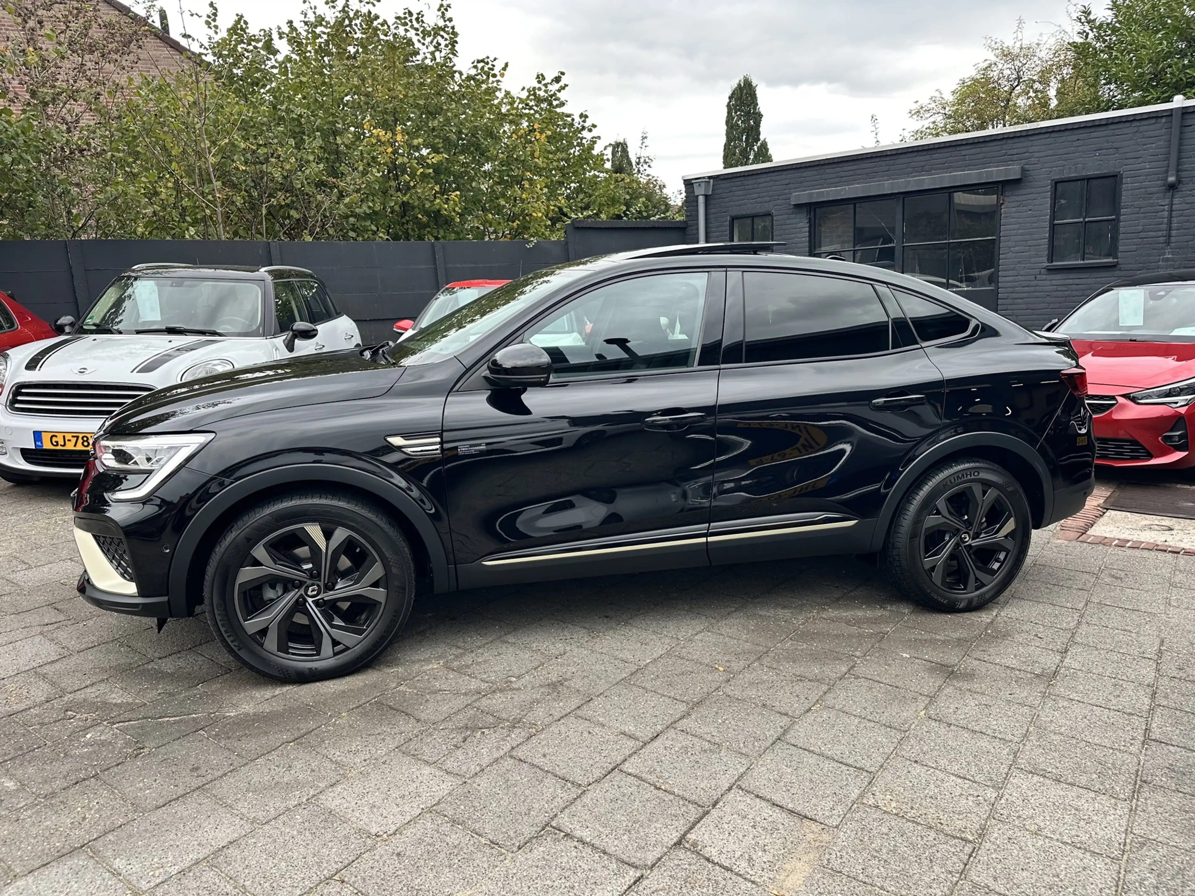 Renault Arkana 1.6 E-Tech hybrid 145 E-Tech engineered — photo 4