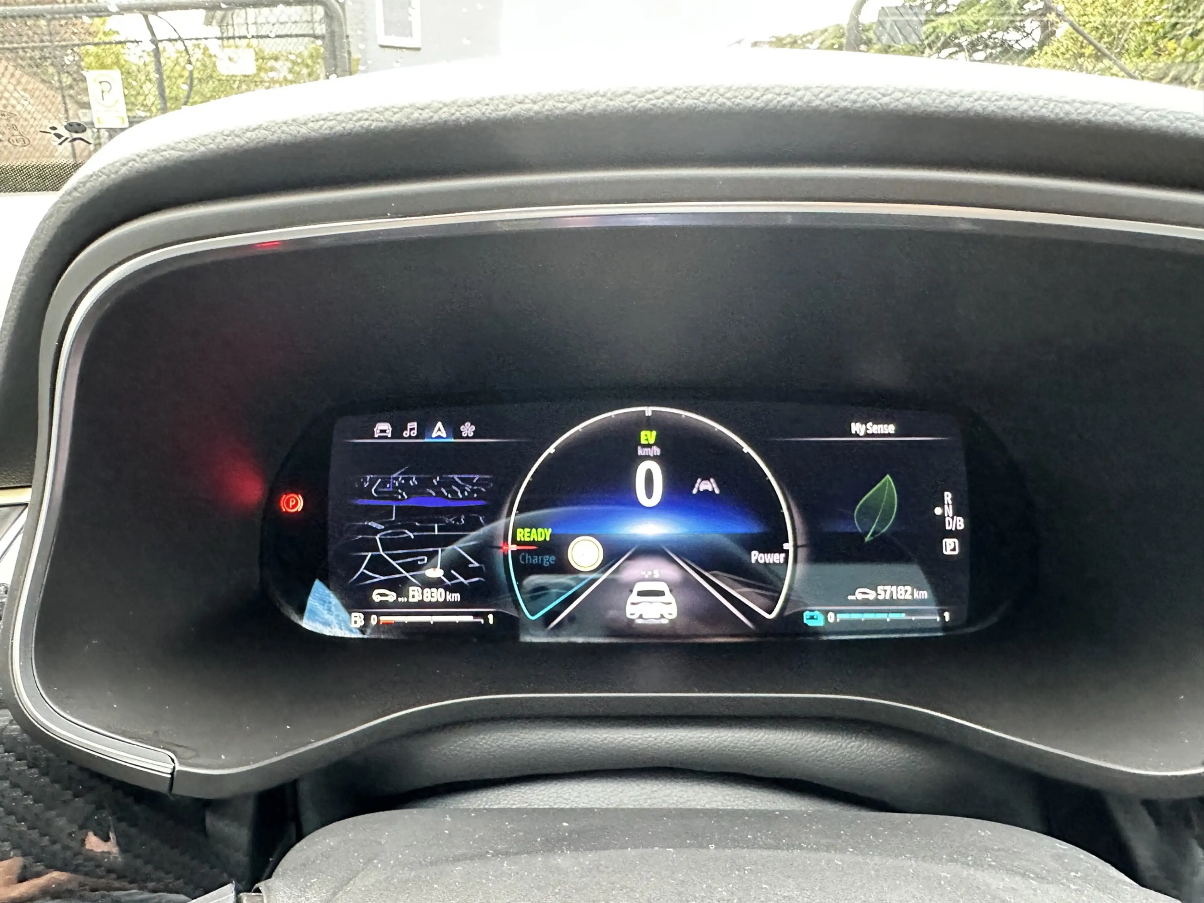Renault Arkana 1.6 E-Tech hybrid 145 E-Tech engineered — photo 25