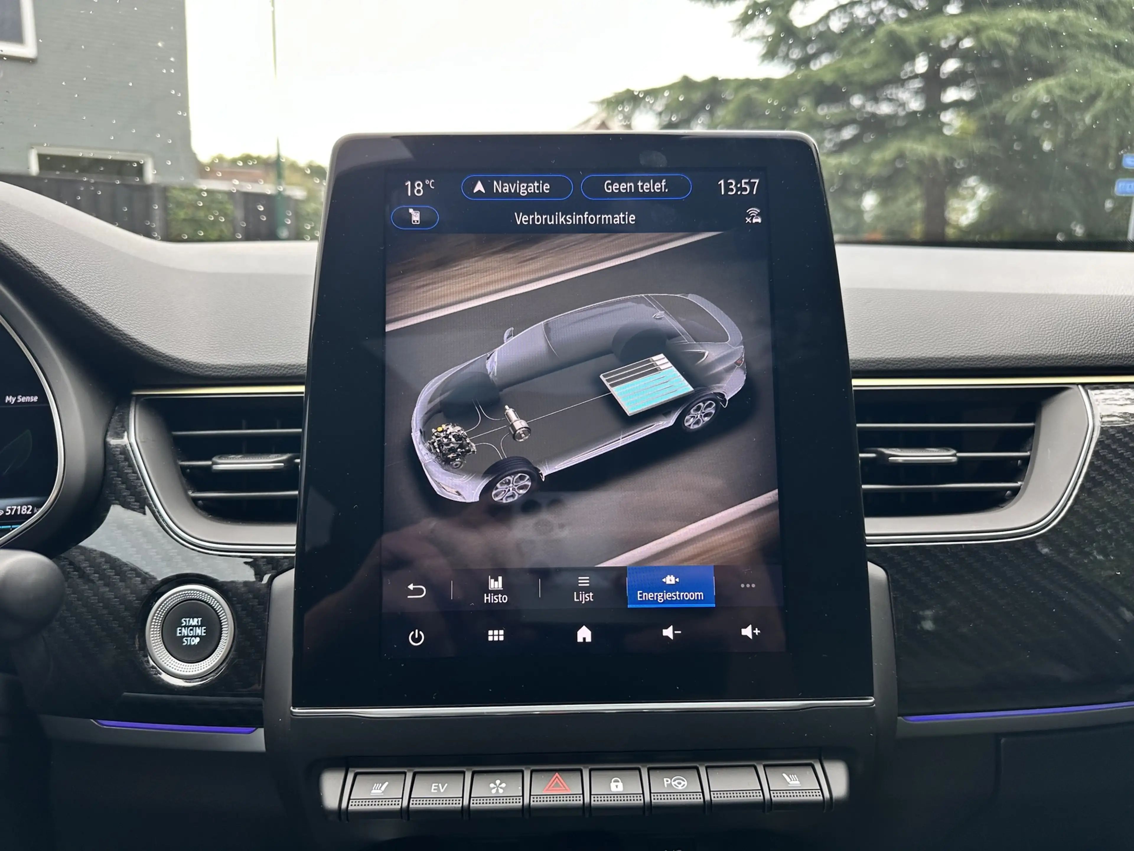Renault Arkana 1.6 E-Tech hybrid 145 E-Tech engineered — photo 30