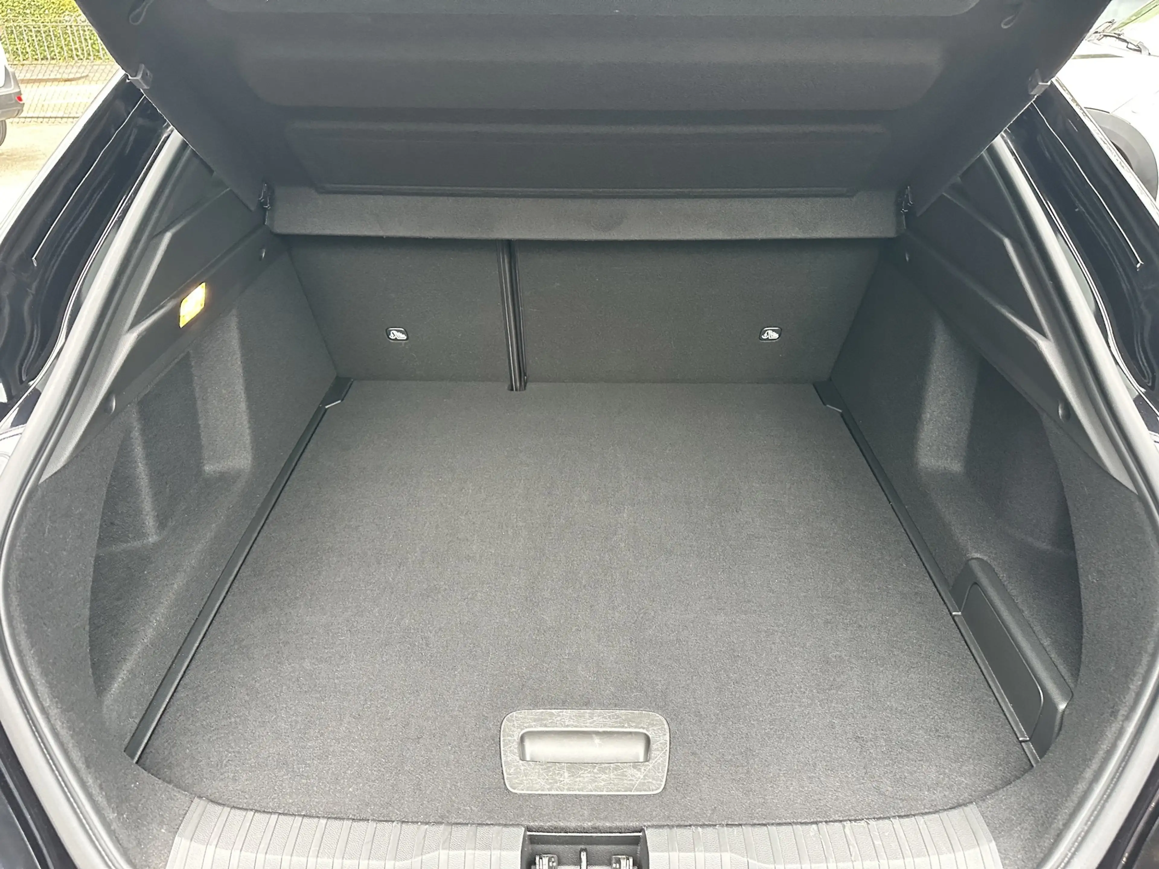 Renault Arkana 1.6 E-Tech hybrid 145 E-Tech engineered — photo 15