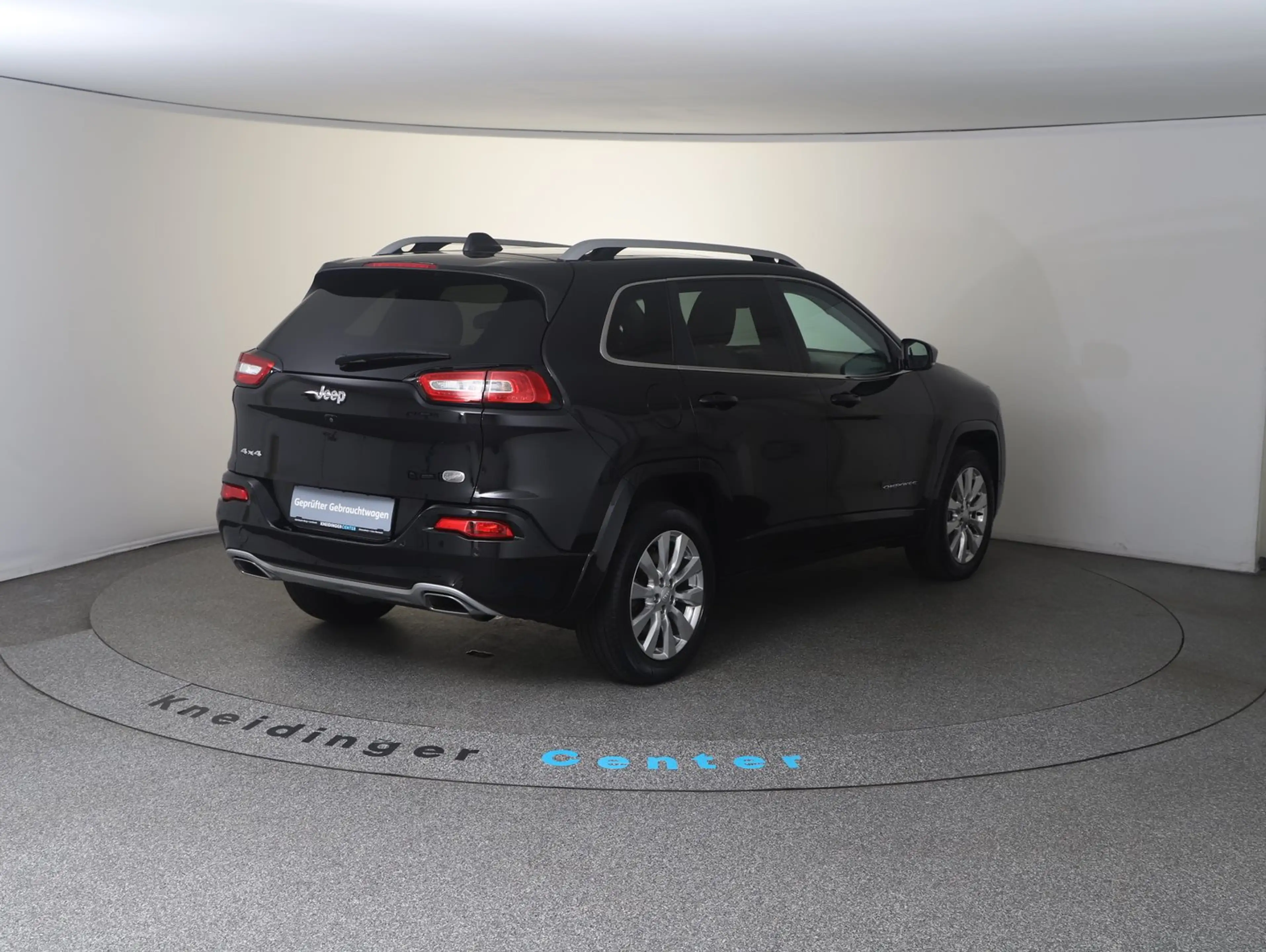 Jeep Cherokee 2,2 MultiJet II AWD Overland Aut. — photo 6
