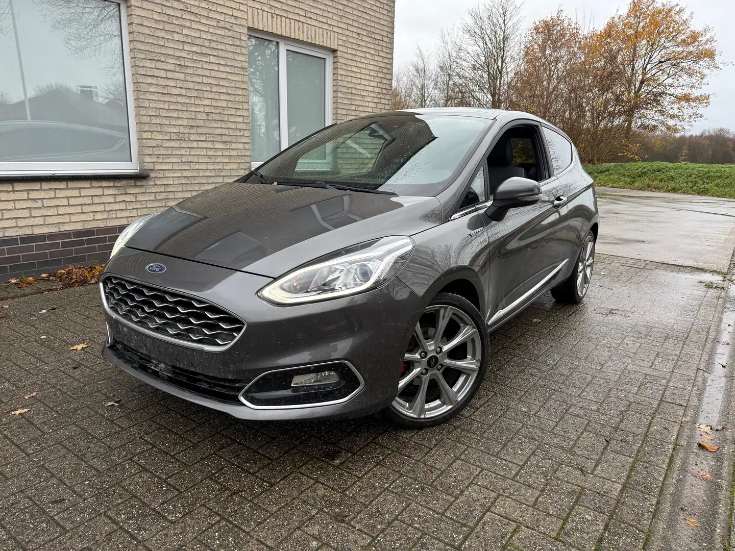 Ford Fiesta Fiesta 1.0 i Vionale Gris - 1