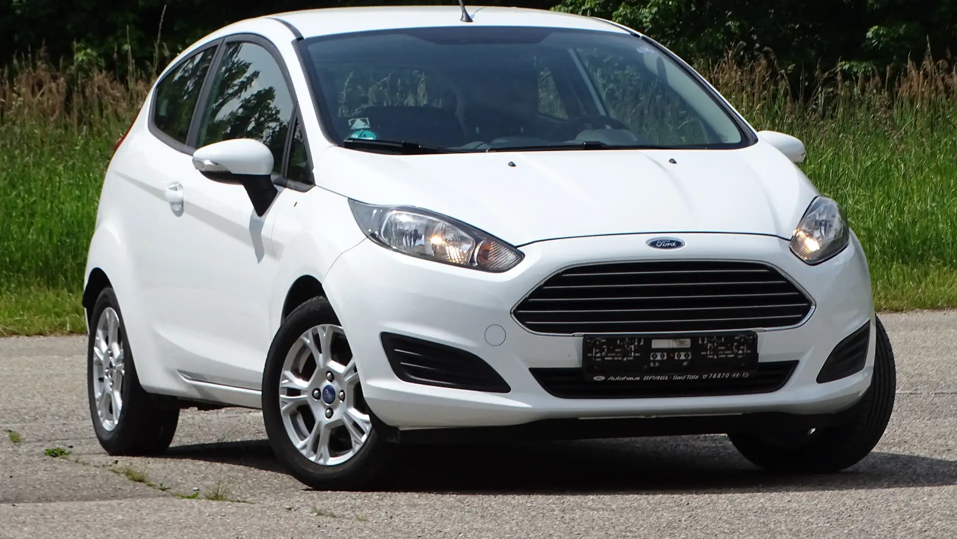 Ford Fiesta Sync Edition-2. Hand-77000 km-Neue Service- Blanc - 1