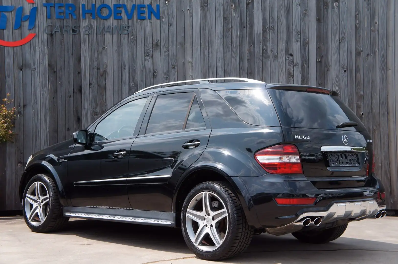 Mercedes-Benz ML 63 AMG 4MATIC Klima Navi Tempomat TV! 375KW Noir - 2