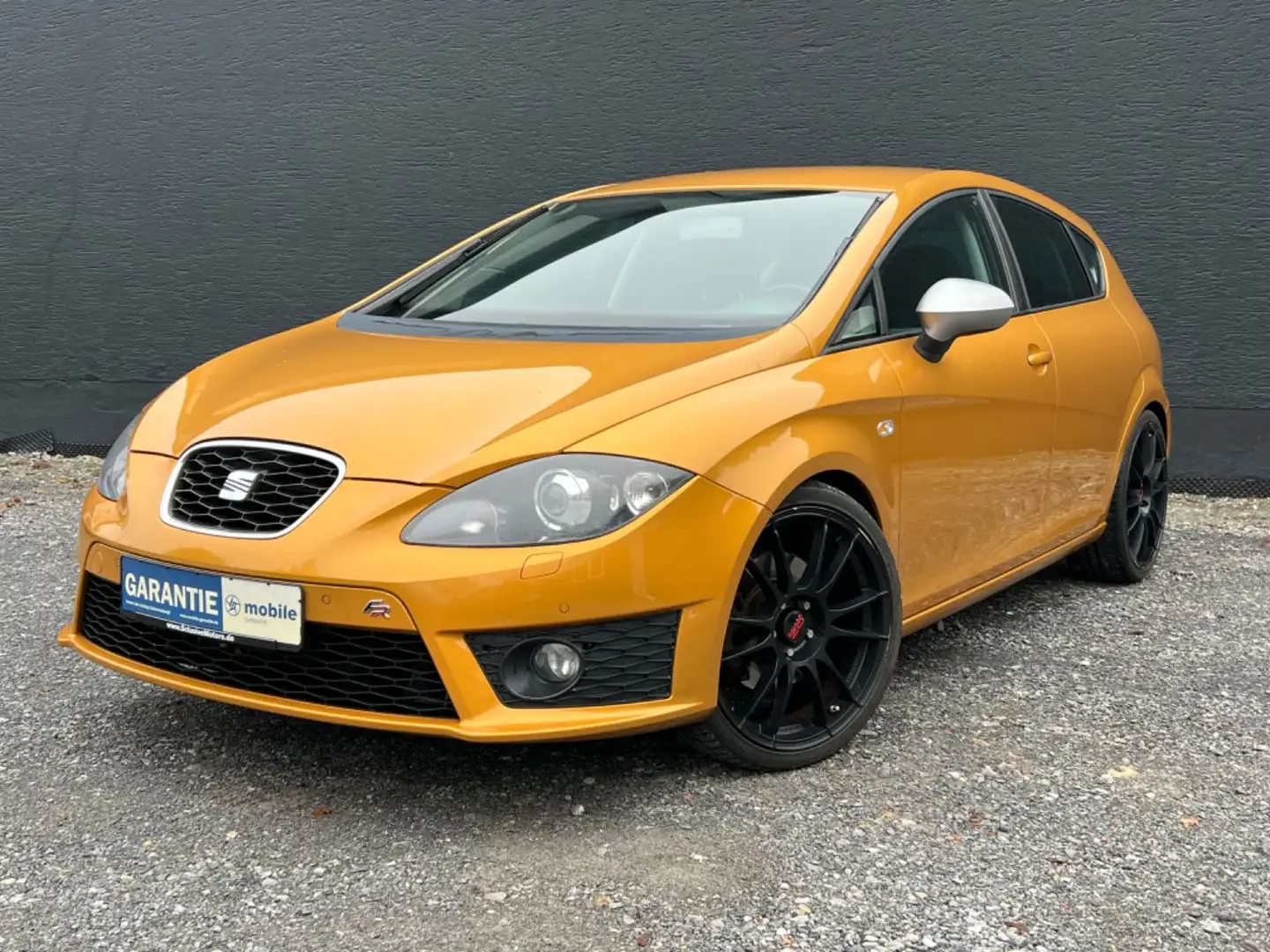 SEAT Leon FR 2.0 FSI NAVI Bi-Xenon Service+TÜV *NEU* Żółty - 1