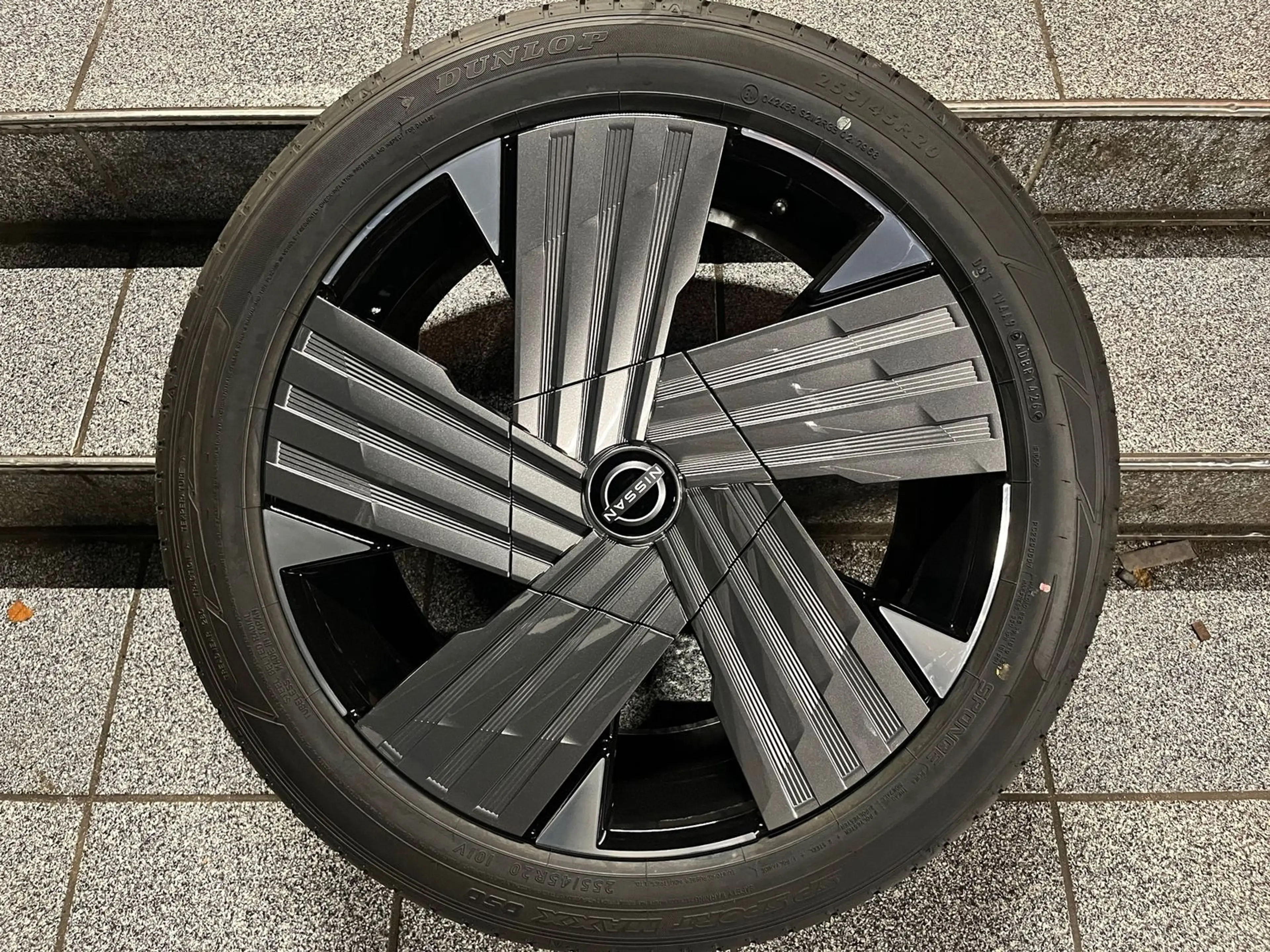 Nissan Ariya 87kWh e4ORCE Evolve,MY27,google,V2L,20Z,SD — photo 15