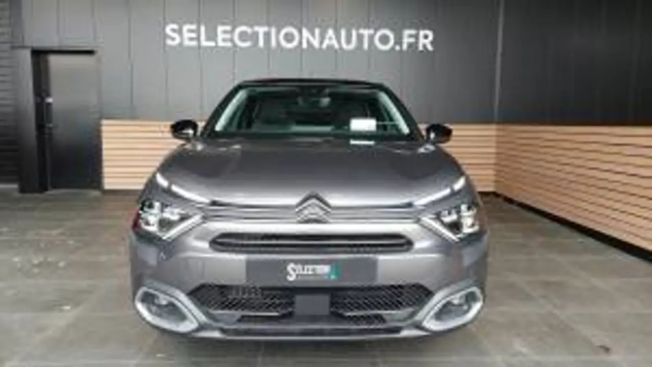 Citroen C4 Berline — photo 8