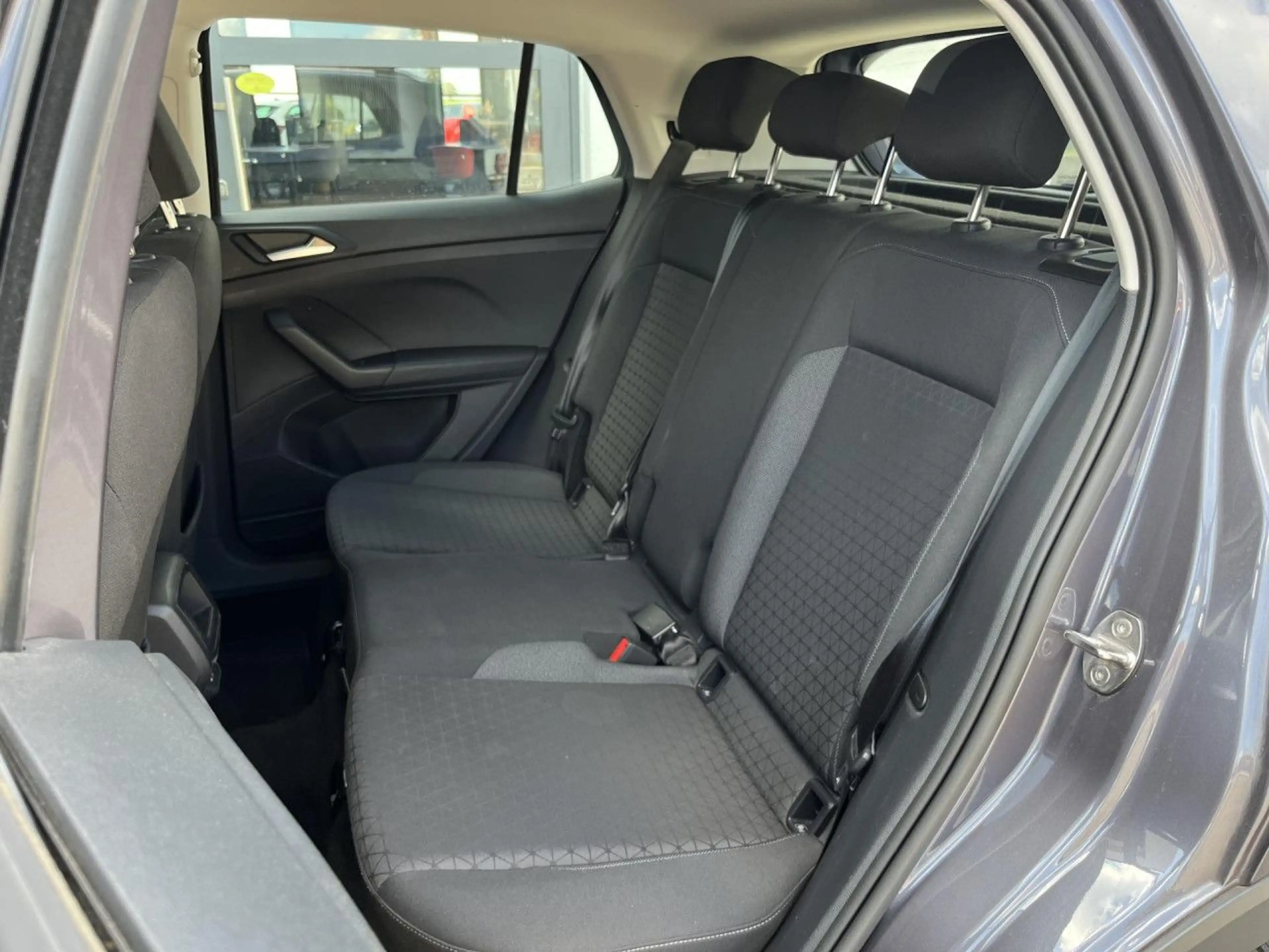 Volkswagen T-Cross Life 1,0 TSI DSG ACC Kamera LED App — photo 13
