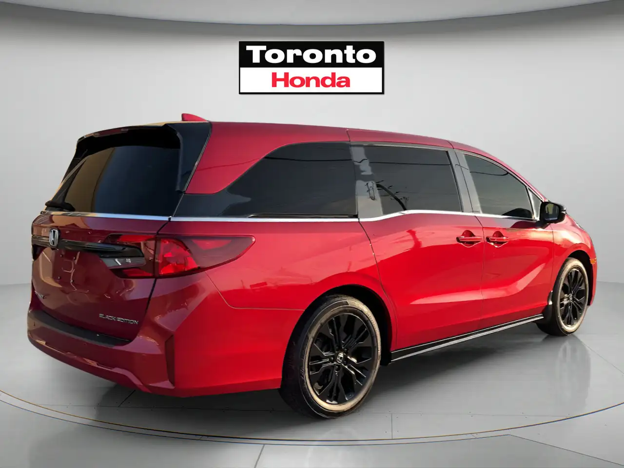 Honda Odyssey снимка Honda Odyssey