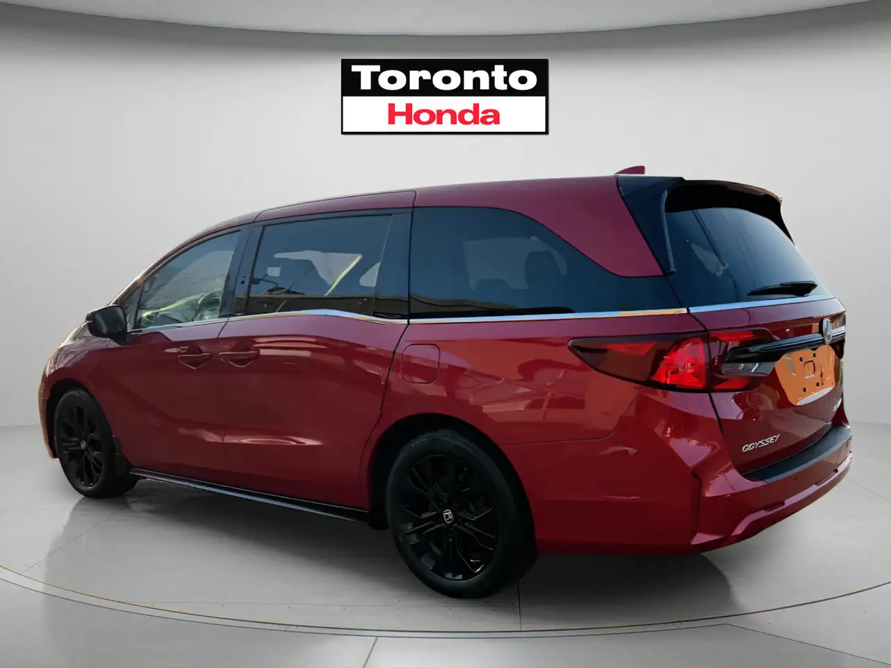 Honda Odyssey снимка Honda Odyssey
