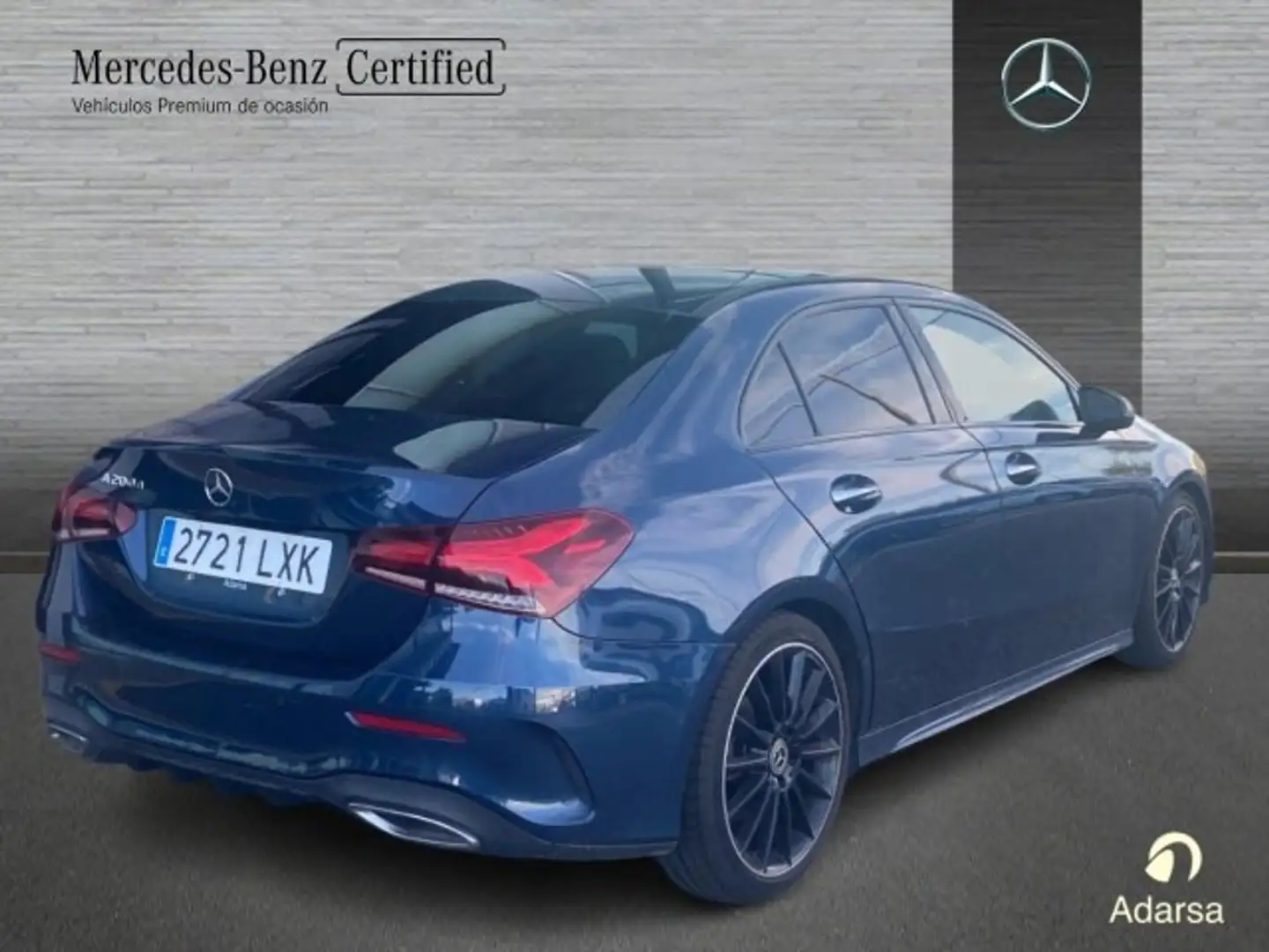 Mercedes-Benz A 200 SEDÁN d AMG Line - 2