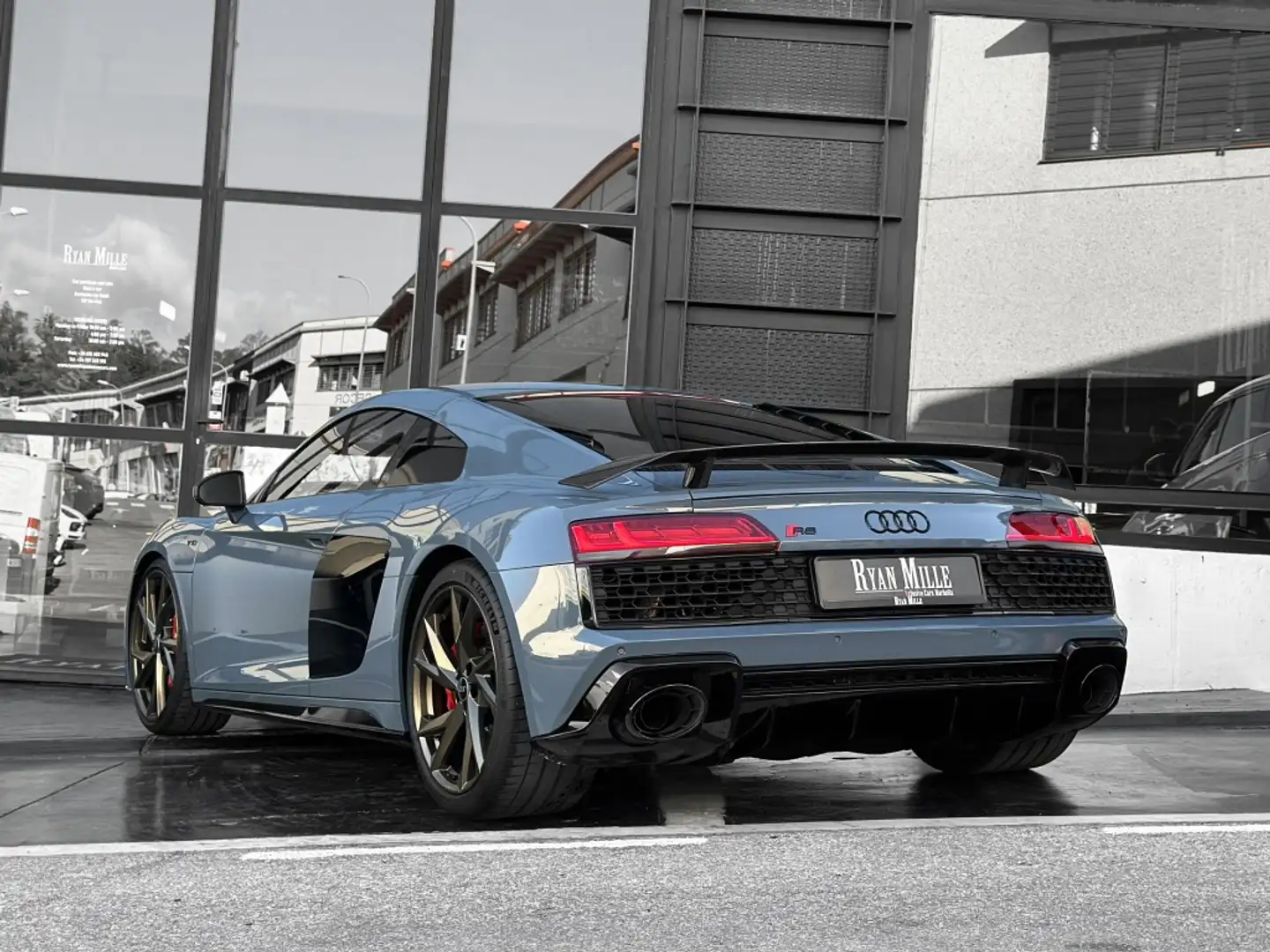Audi R8 V10 FSI Performance quattro S tronic 456kW Gris - 2