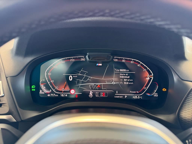 BMW X4 M Sport — photo 14