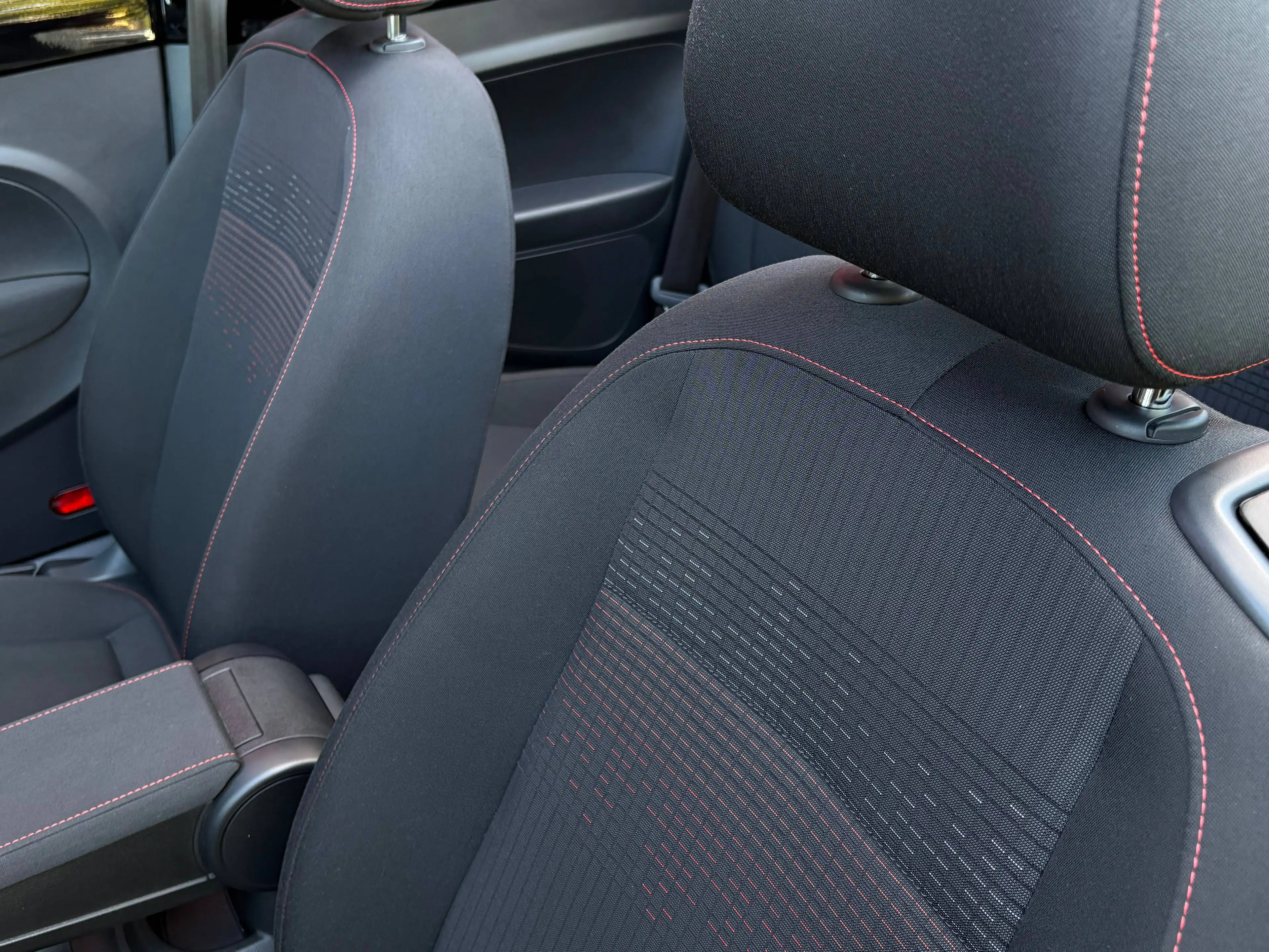 Volkswagen Beetle CABRIO 1.2 TSI BLUEMOTION TECH SONDERMODELL SOUND 1-HAND TOP* — photo 15