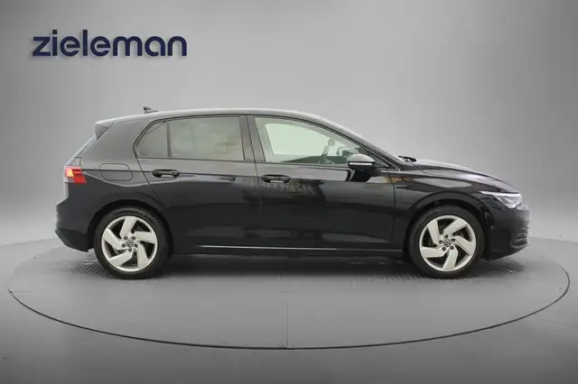Volkswagen Golf view 14
