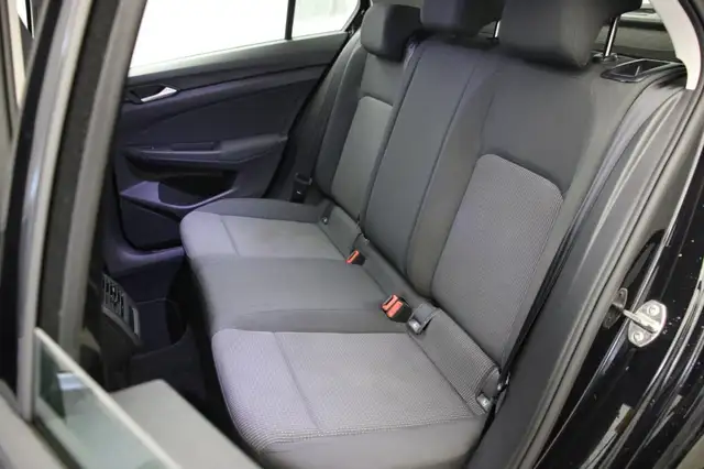 Volkswagen Golf view 10