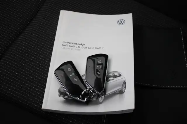 Volkswagen Golf view 27